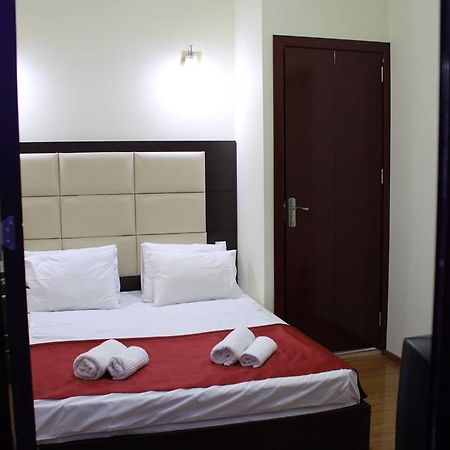 Hotel White Neptun Georgia ティビリシ エクステリア 写真