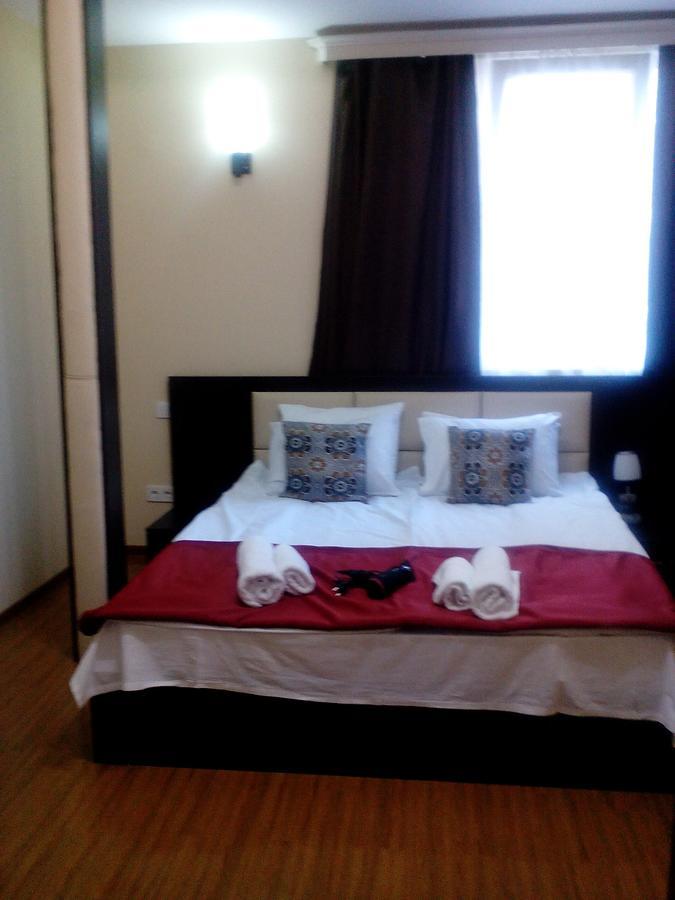 Hotel White Neptun Georgia ティビリシ エクステリア 写真