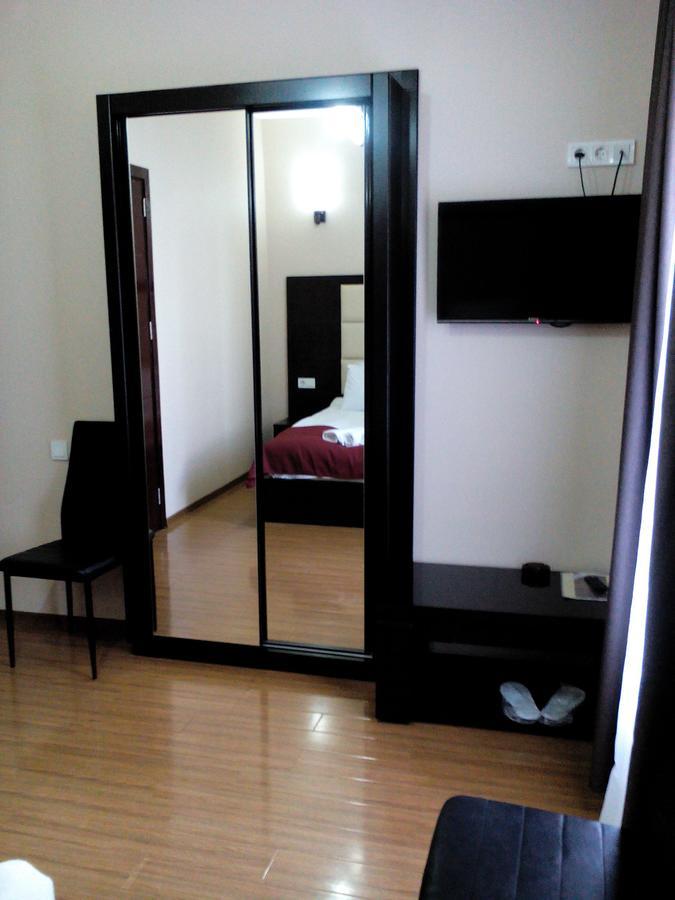 Hotel White Neptun Georgia ティビリシ エクステリア 写真